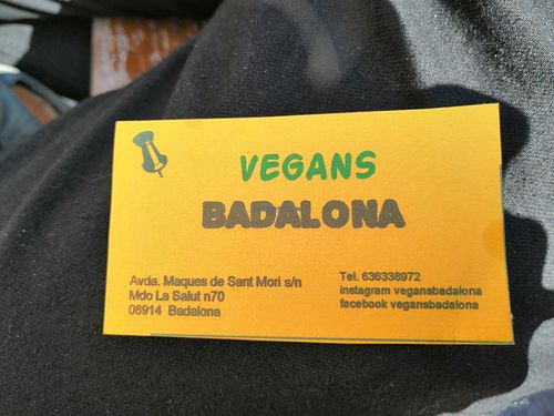 Y próximamente con una tienda online! at Vegans in Badalona