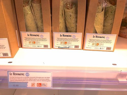 Vegan hummus wrap at Takinoa - Place de Cornavin in Geneva