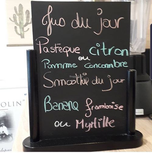 Fresh juices Daily at Les Saveurs de Jade in Arcachon