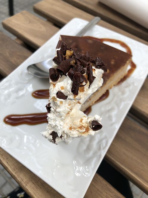 Peanut pie at Veganitessen in Sevilla