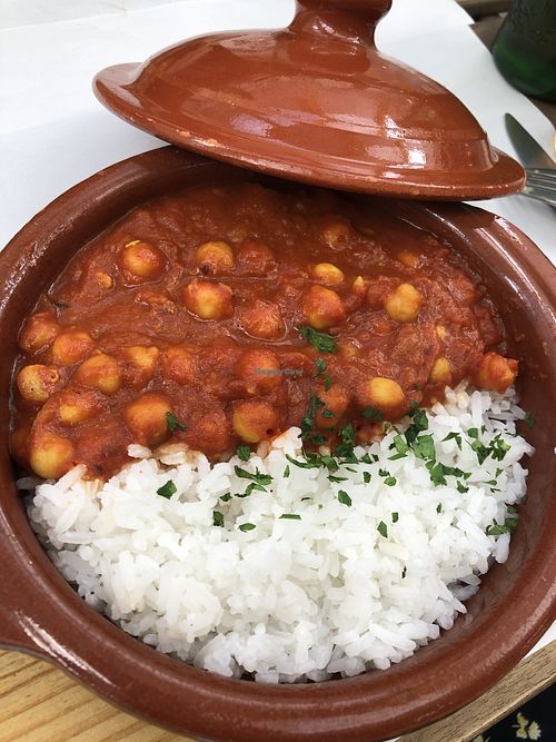 Cheeck pea curry  at Veganitessen in Sevilla