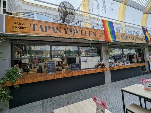  at Veganitessen in Sevilla