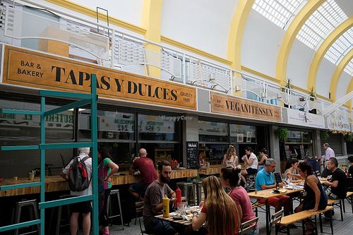 Restaurant at Veganitessen in Sevilla