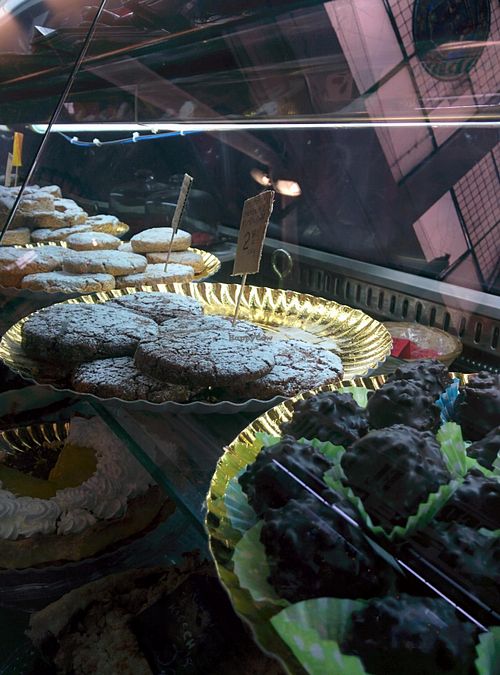 Sweets at Veganitessen in Sevilla