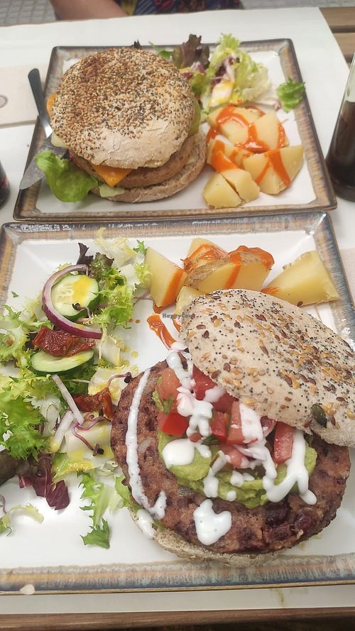 Tex Mex and Monterey burgers at Veganitessen in Sevilla