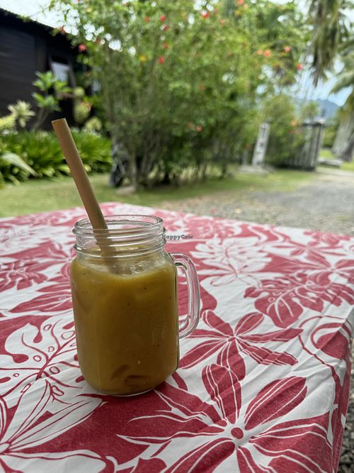 Fresh juicee  at Lilikoi in Moorea