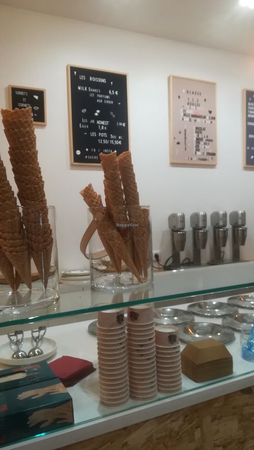 Shop at Sucre Glace in Paris