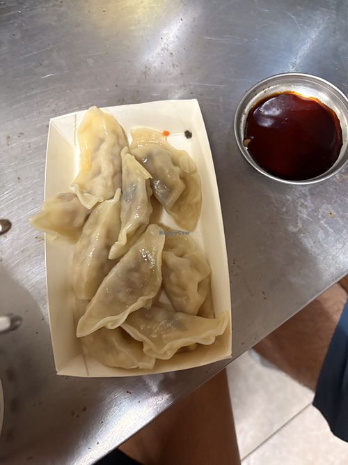 Vegetarian dumplings   at Ā Tán Yí SùShí Miàn Diàn 阿潭姨素食麵店 in Hengchun