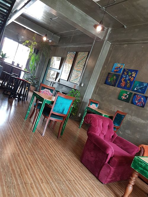 Chill out upstairs at The Greenhouse in Vientiane