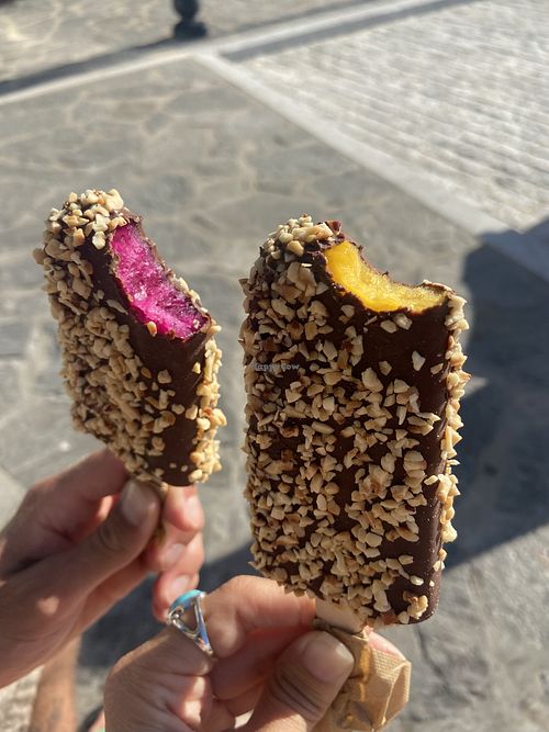 Dragonfruit and mango   at 32 Agosto in Paros