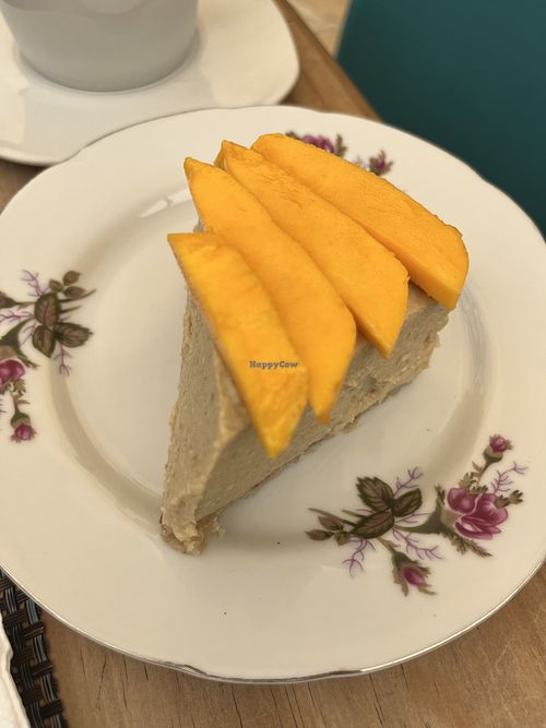 Mango cheesecakee  at Sweetbeat in San Cristobal De Las Casas