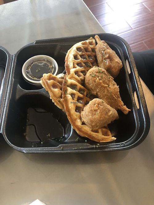 Chick-un and Waffles at Nola Vegan in New Orleans