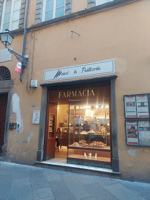 Outside at Meucci Pasticceria in Lucca