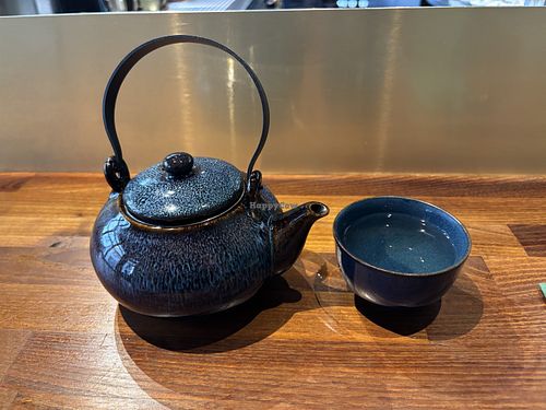 Excellent Green Tea (China), imported by the owner  at Maison Yang in Munich