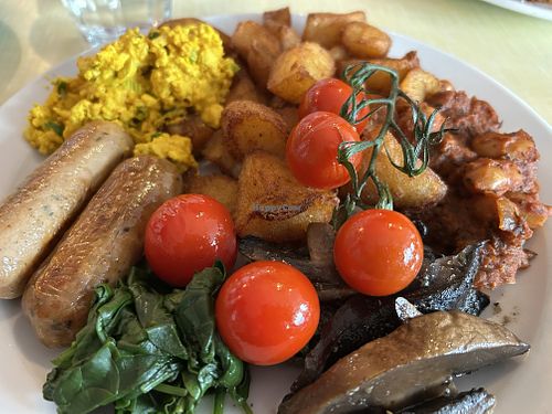 VG brekkie   at The Breakfast Club in East London