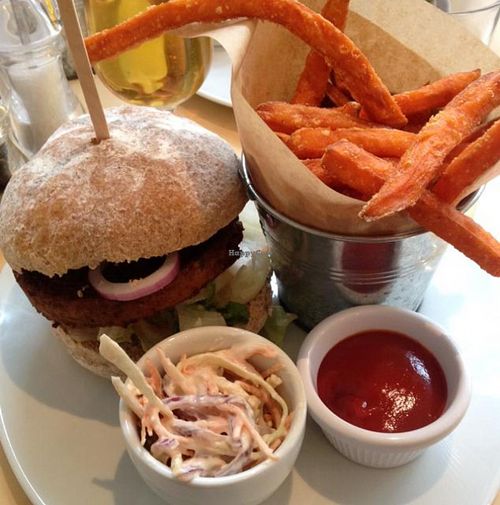 great meal with the delicious sweet potato fries at VBites in Brighton