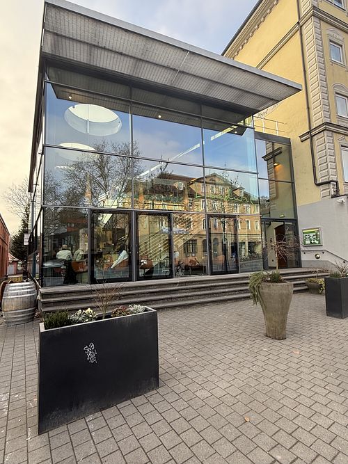 front  at Ludwigs in Tubingen