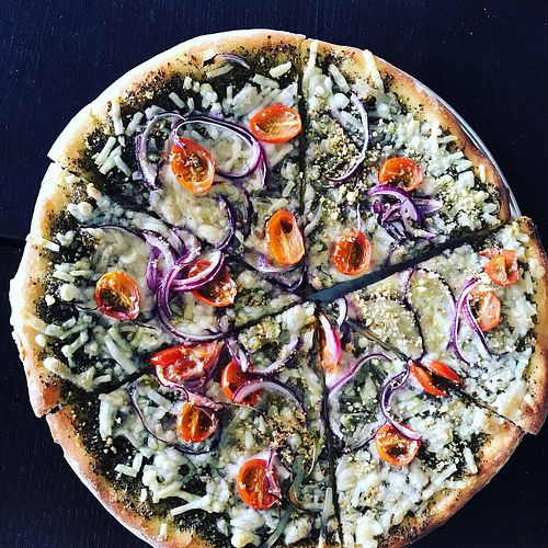 Pizza at Jane's Pizzeria in Fountain Valley