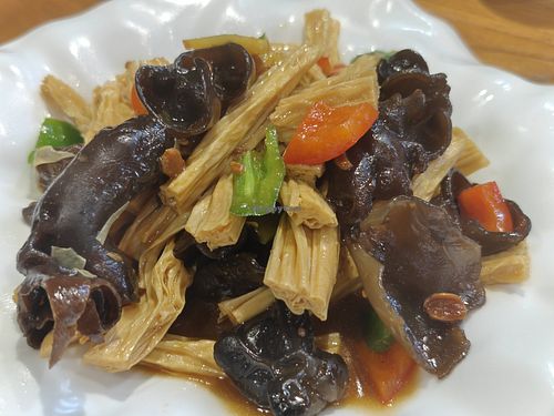  at WángYǔYān Sù Fāng 王语嫣素坊 in Dali