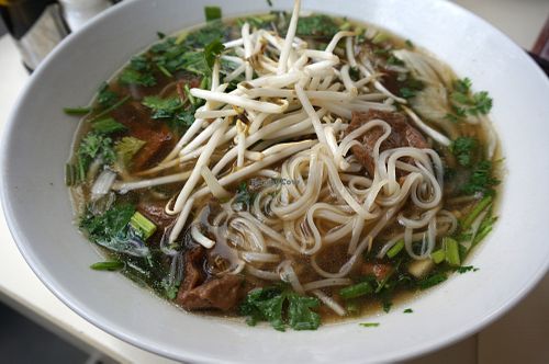 Soupe Pho at Loving Hut in Paris