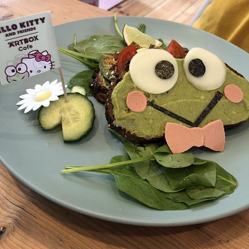 Avo toast   at ARTBOX in Brighton