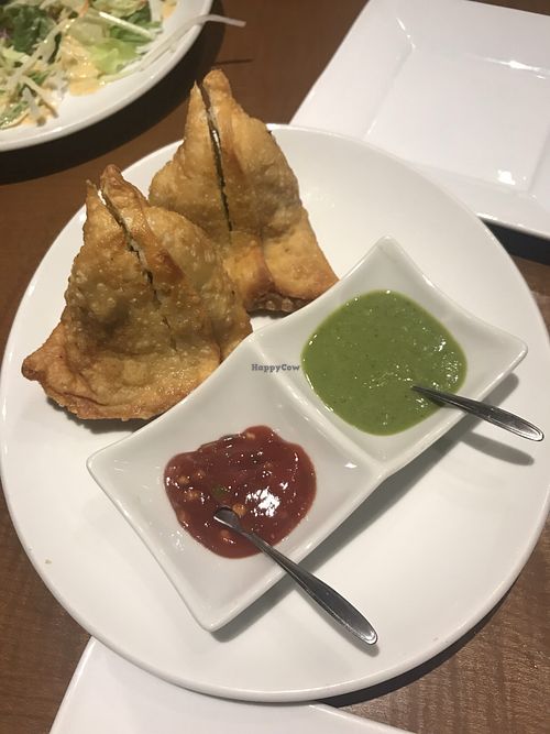 Vegetable samosa at Kanak in Hiroshima