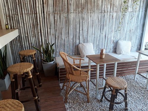 Outdoor seatinf at Cafe Coco Hut in Chiang Mai