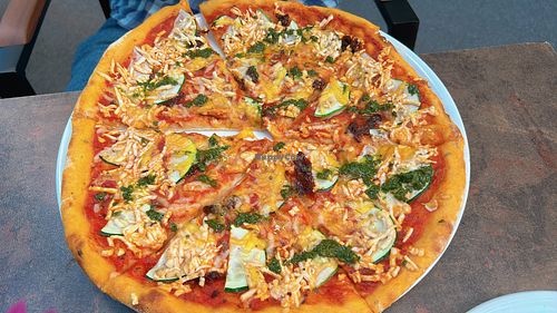 pizza   at Napfényes Restaurant & Confectionery in Budapest