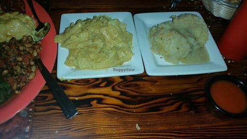 Mac 'n mash at Souley Vegan in Oakland