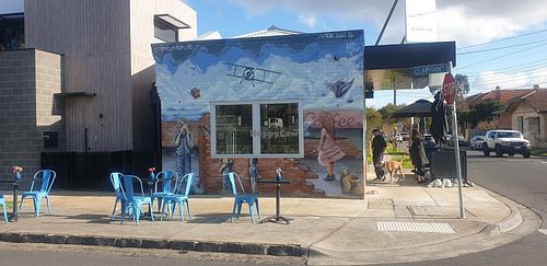 Outside at Briki in Thornbury