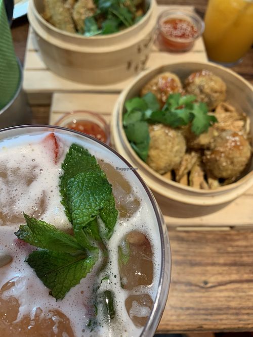   at Avocado in Almada