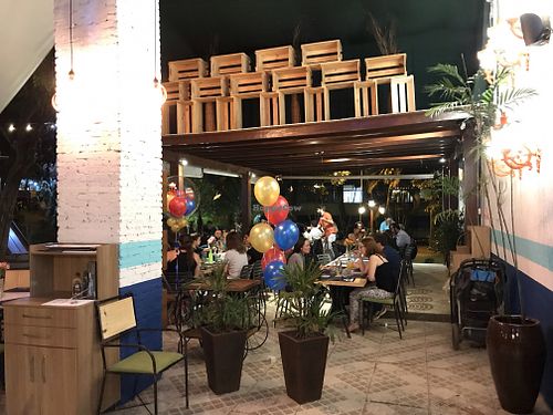 External seating options at Bemtevi in Brasilia