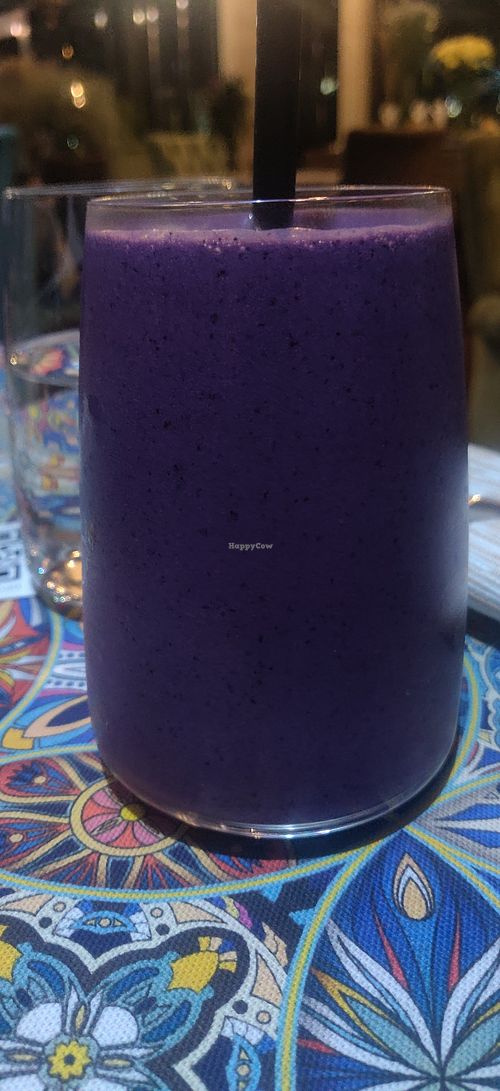 berry smoothie at Gaya Restaurant in Odessa