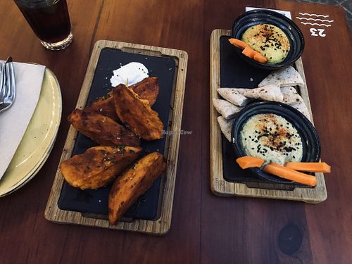 Tapas: Sweet potatoes and hummus plate  at Blu Bar in Barcelona