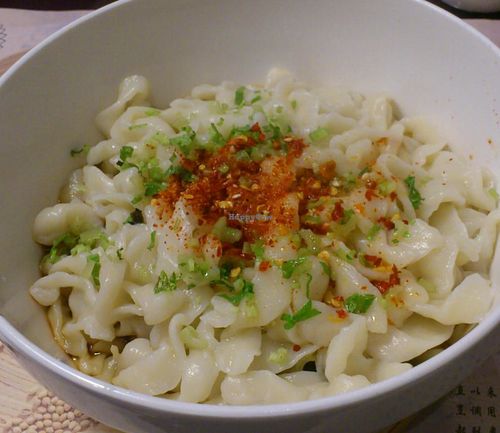 Noodles in soy sauce  at SUHU - Huayuan Building in Beijing