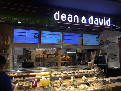 Counter at Dean & David - Central Station in Nuremberg