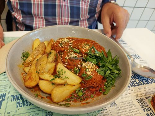 Main / tempeh meatballs at Romero Verde in Madrid
