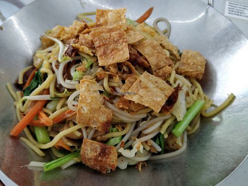 Fried Hokkien noodles at K Tree 康妙素食馆 in Central Singapore