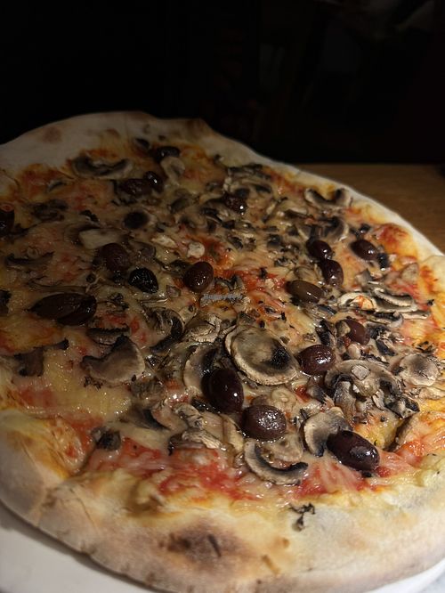 vegan pizza  at Vapiano in Munich