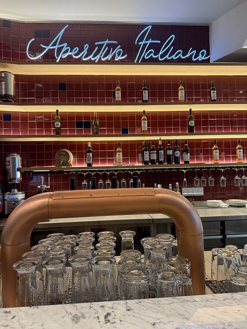 bar  at Vapiano in Munich