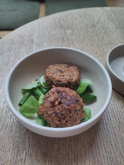 Mushroom meatballs at Nude Food in Augsburg