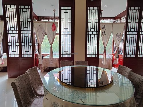 restaurant interior  at Yuanqi Vegetarian - 缘启妙膳 in Urumqi