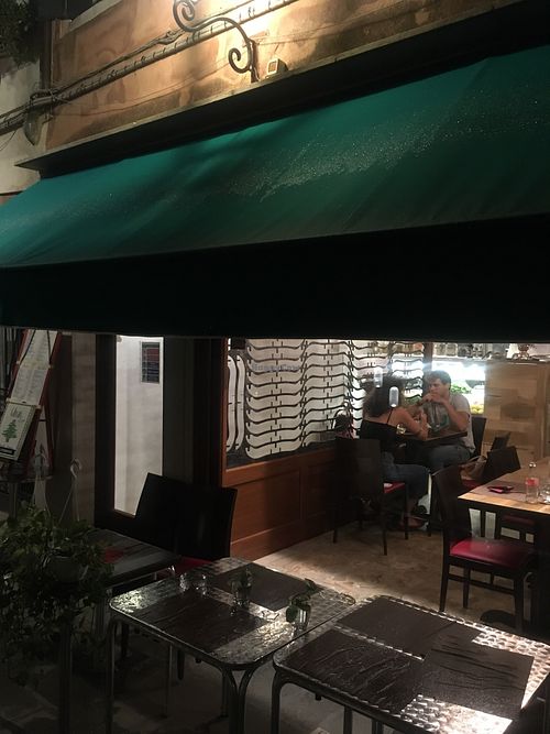 Outside  at Gibran in Venice