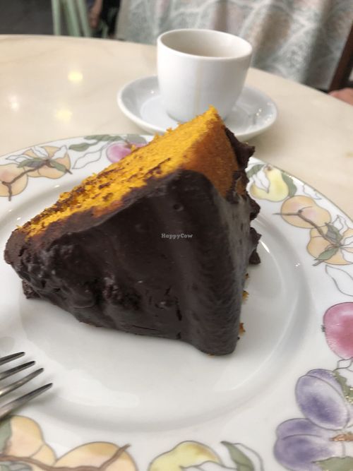 The Carrot Cake 😍  at Mela Canela in Sintra