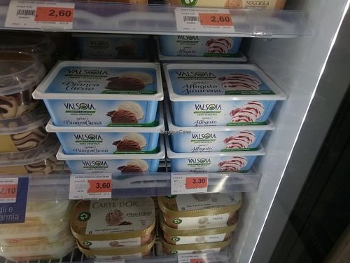 Vegan ice creams at Sole 365 in Naples