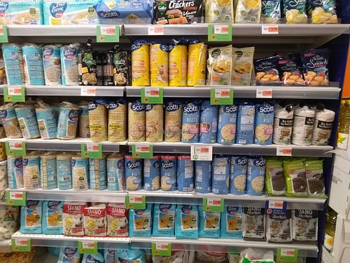 Different type of cereals thin crackers/galettes at Sole 365 in Naples