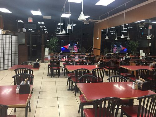 Restaurant  at Khasiyat in Orlando