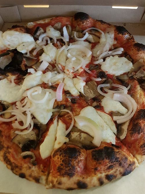 Vegan pizza at Jungel Pizza in Oslo