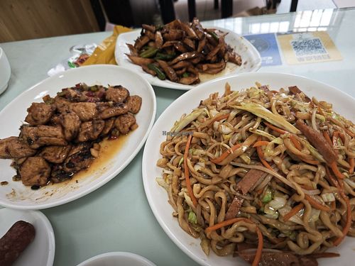 Excellent food choices service at TiānYuán SùShí 天缘素食 in Dalian