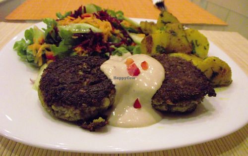 Meatballs made ​​from sprouted lentils at Kring - Center in Sofia